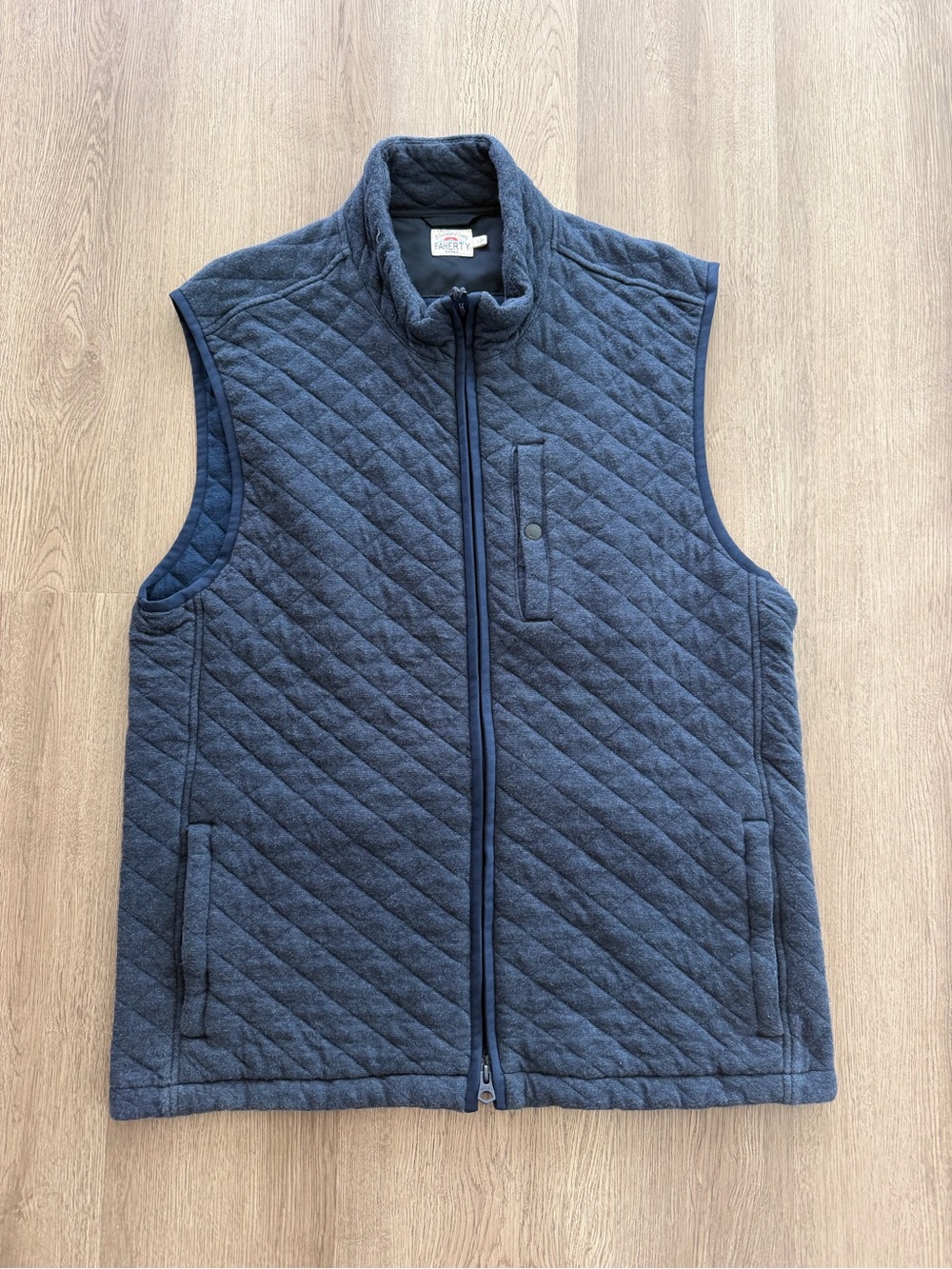 Faherty Epic Quilted Fleece Vest Blue Size Large